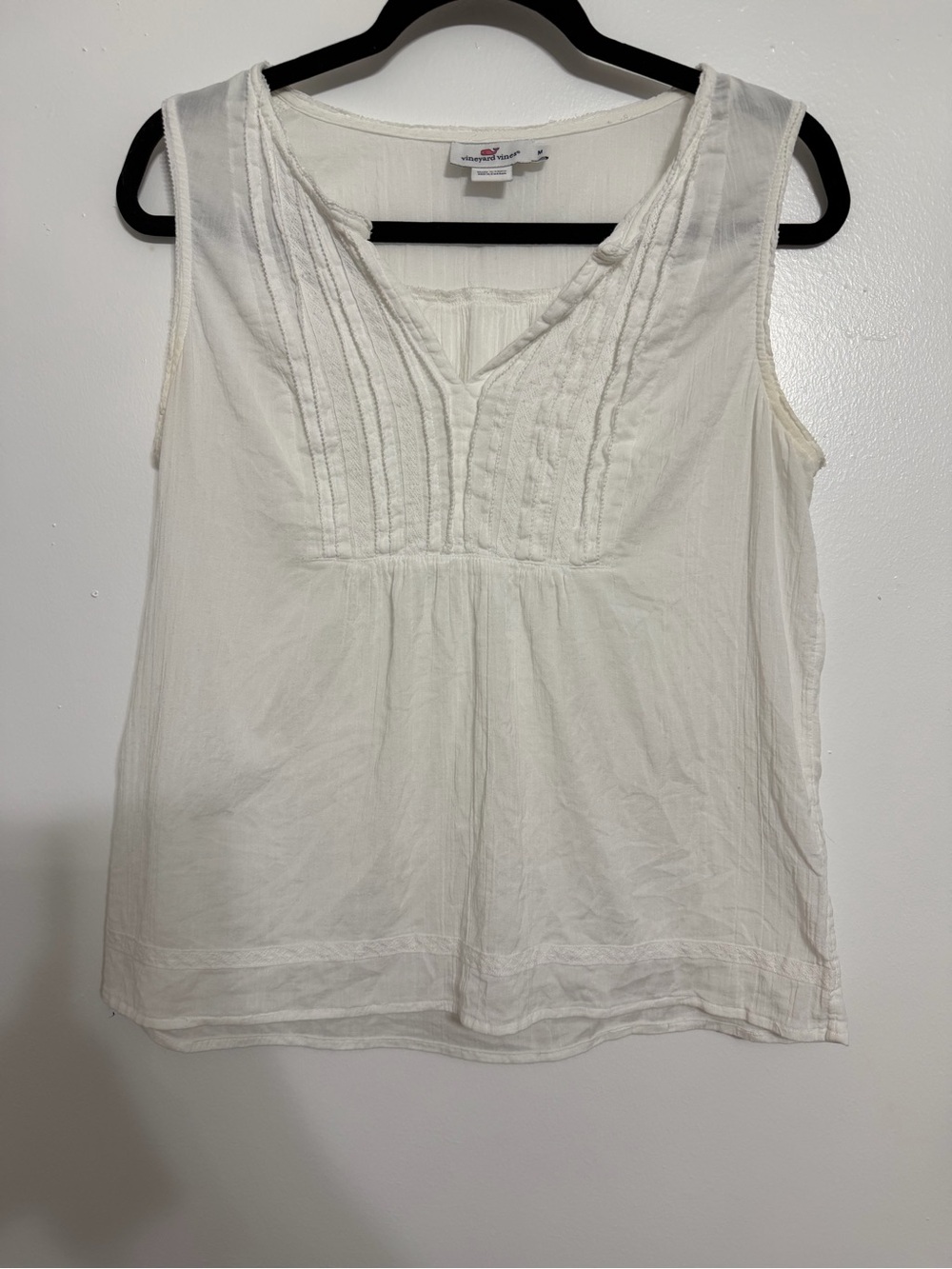 Vineyard Vines White Women’s Sleeveless Pintuck Cotton Blouse - Size M